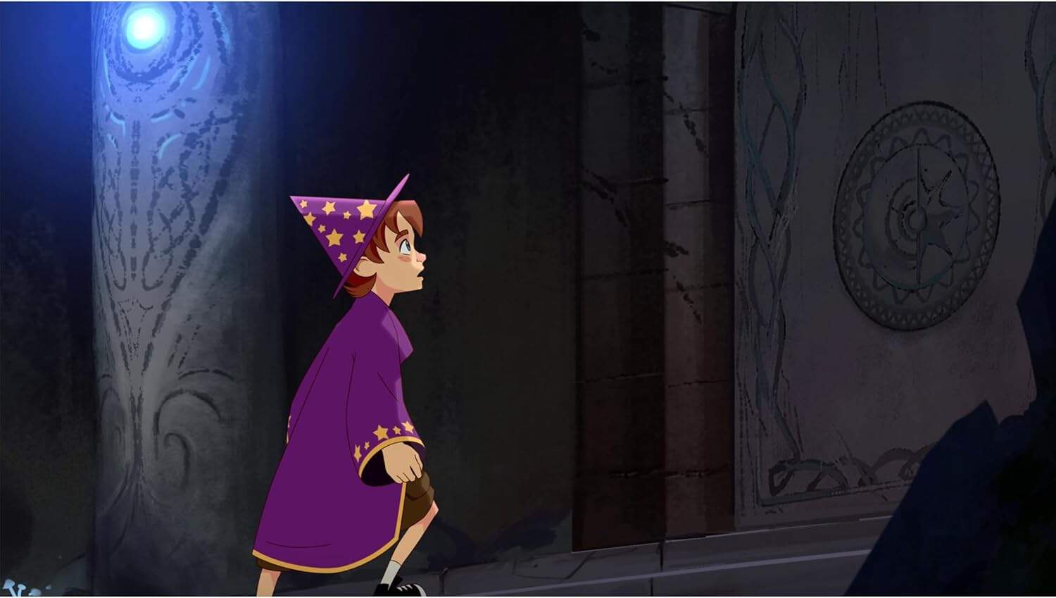 Simon the Sorcerer character in a magical setting, wearing a purple wizard hat and robe.