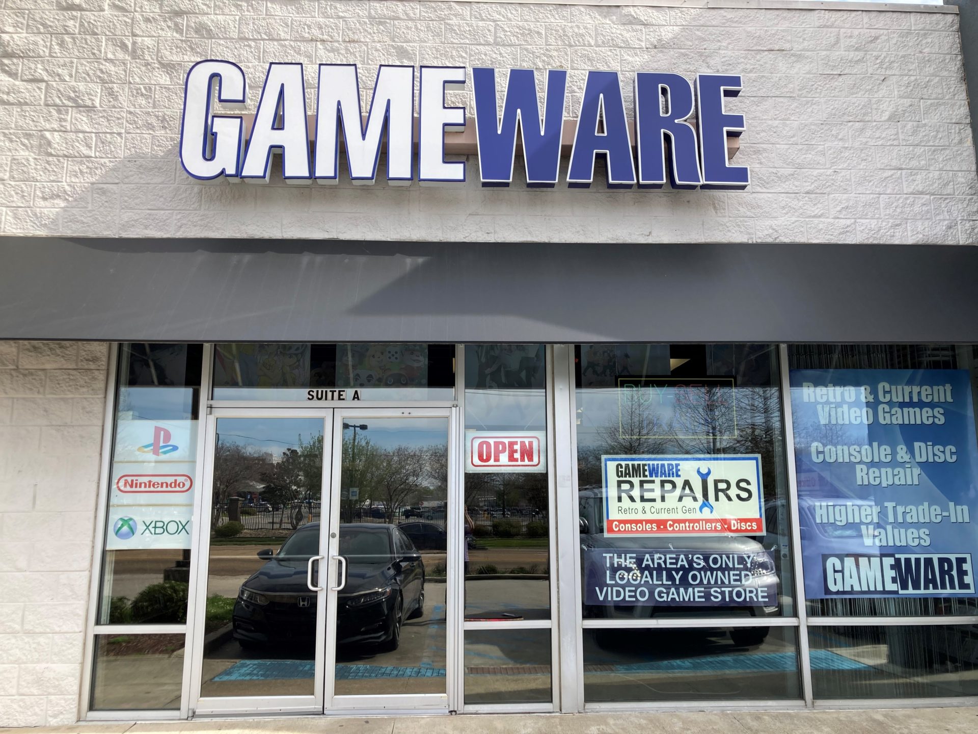 a photo of the GameWare storefront at College Drive
